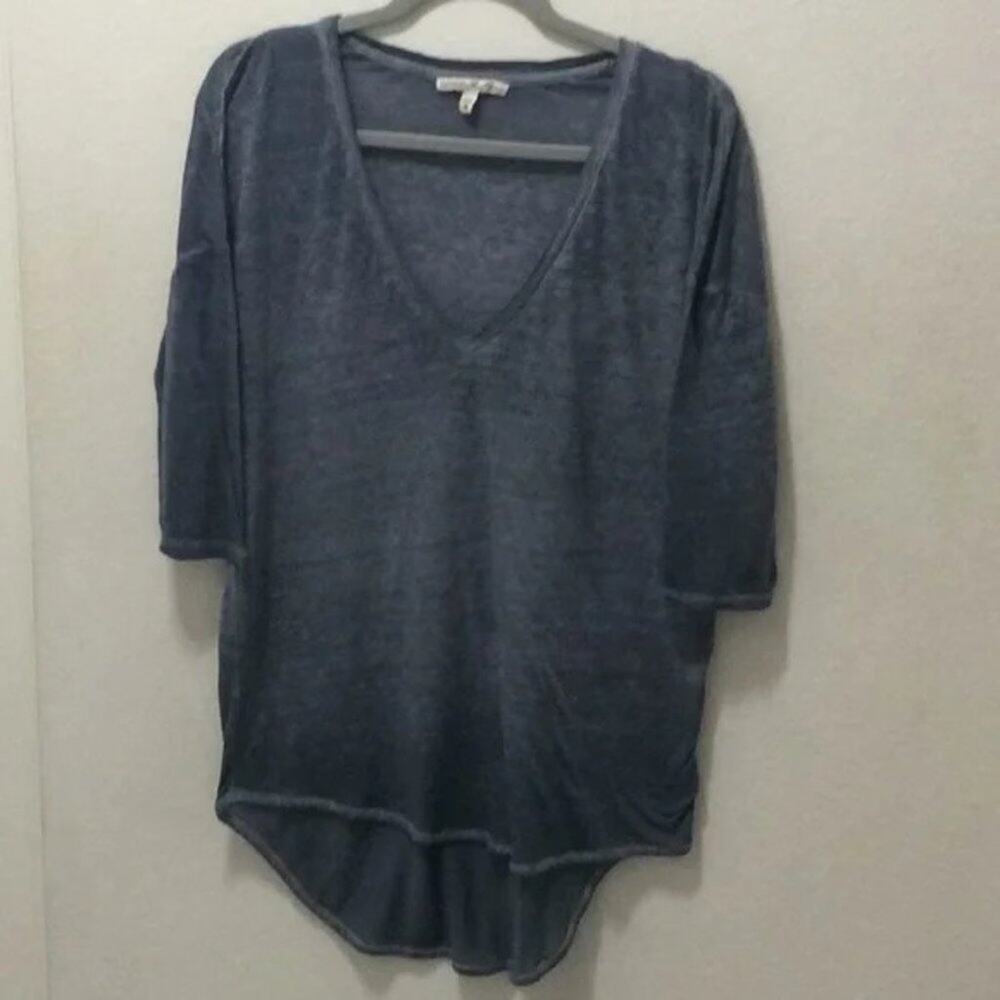 Express Low V-Neck WomensTee Shirt Denim Blue Sz M - Picture 9 of 9